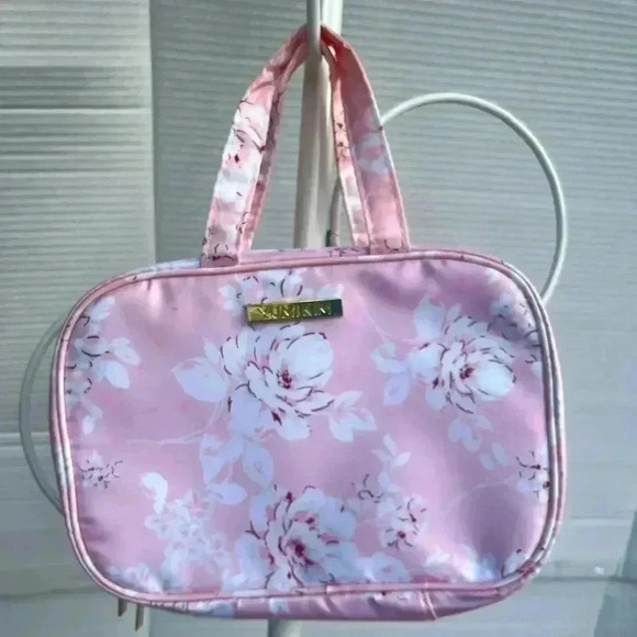 Yumi Kim Cosmetic Bag Train Case - Picture 1 of 7